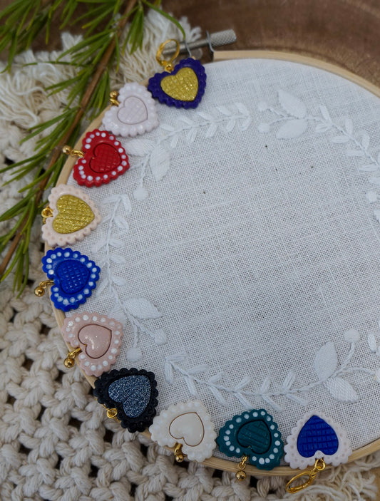 Brincos Coração Bordado de Viana