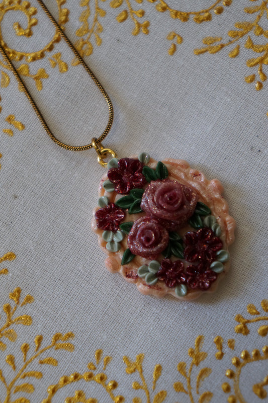 Colar Camafeu Floral